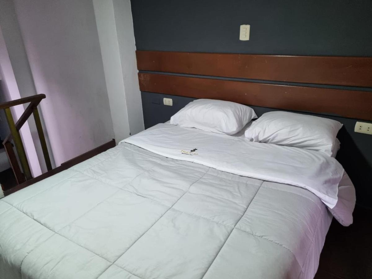 Hostel Thay83 Miraflores Ліма Екстер'єр фото