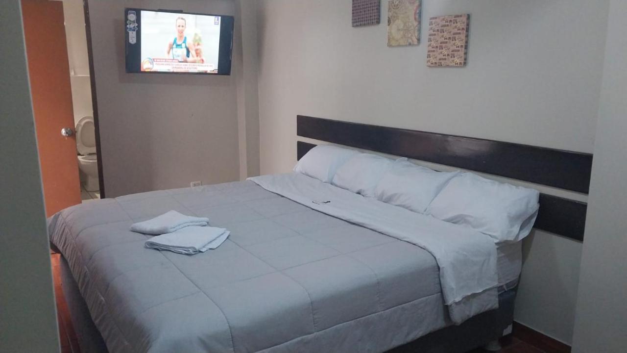 Hostel Thay83 Miraflores Ліма Екстер'єр фото