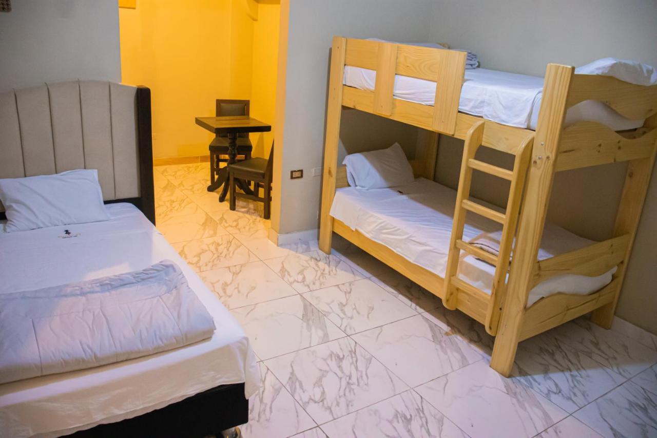 Hostel Thay83 Miraflores Ліма Екстер'єр фото